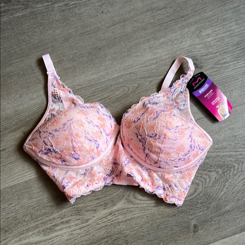 Maidenform Pink and Purple Lace Converts to Halter